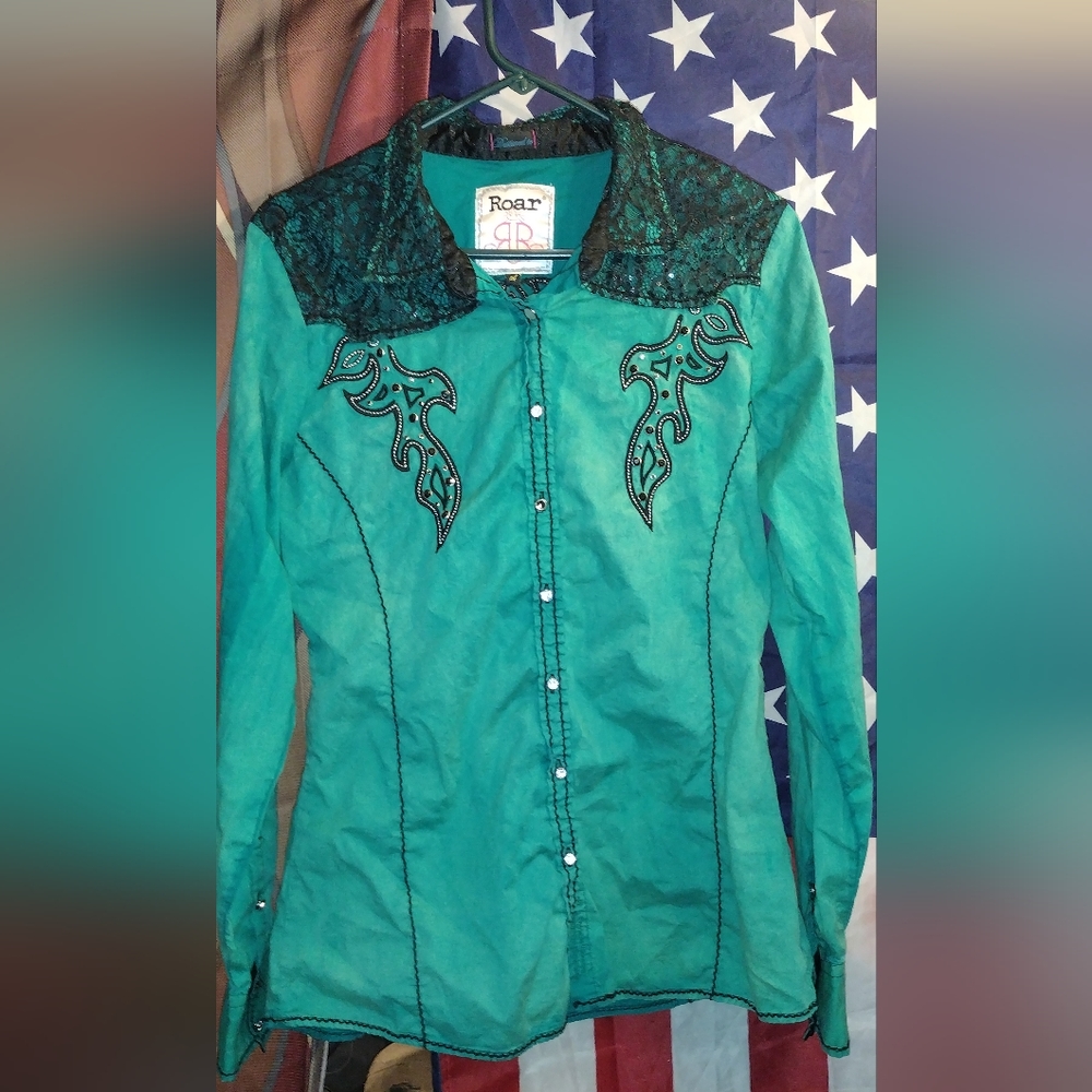 Roar long sleeve women's shirt